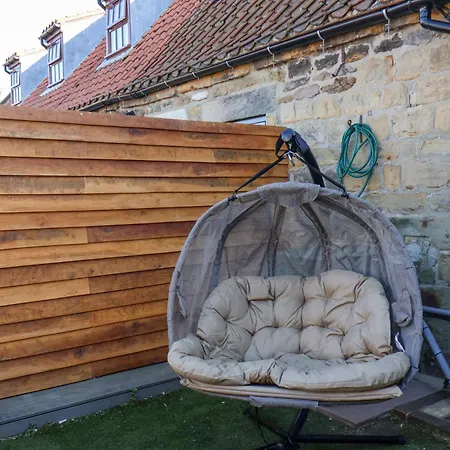 בית נופש Beacon House וויטבי