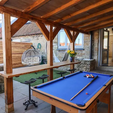 בית נופש Beacon House *