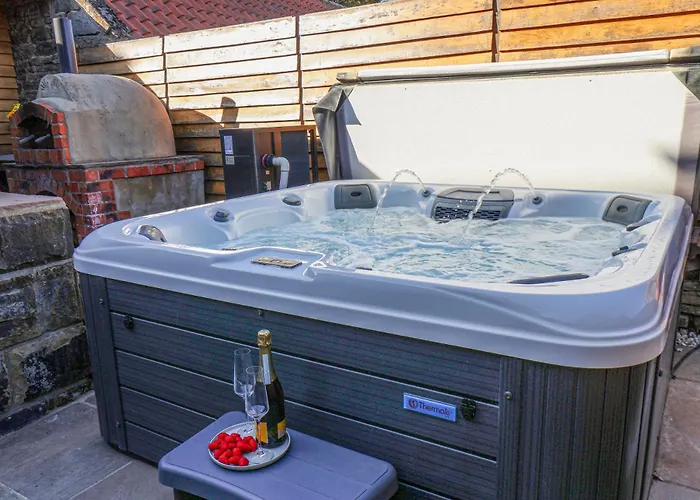 Beacon House בית נופש וויטבי