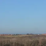 Beacon House * Уитби
